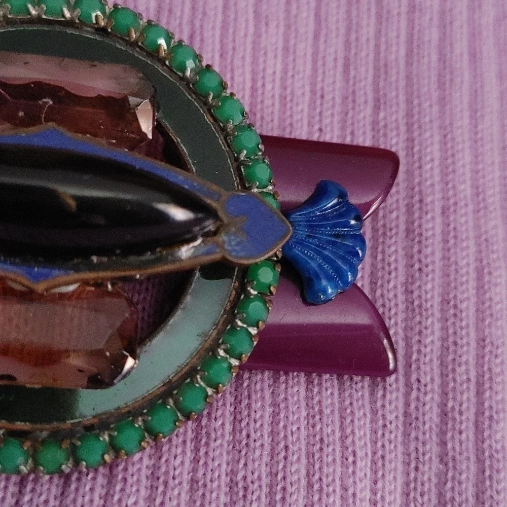 Vintage Brooch Art Deco